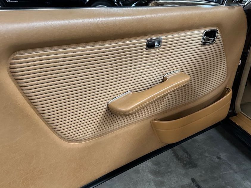 Fahrzeugabbildung Mercedes-Benz 280 CE W123 KLIMA SSD ESH AUTOMAT VELOURS BECKER