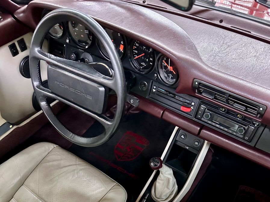 Fahrzeugabbildung Porsche 911 930 G 3.2 G50 BRD C00 Motor revidiert Sports