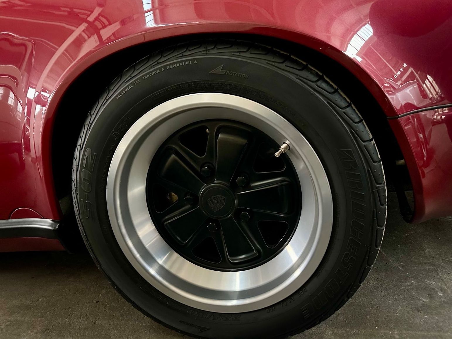 Fahrzeugabbildung Porsche 911 930 G 3.2 G50 BRD C00 Motor revidiert Sports