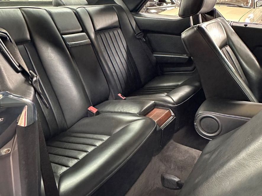 Fahrzeugabbildung Mercedes-Benz 230 CE W124 KLIMA LEDER ASD PERLMUTTGRAU 122