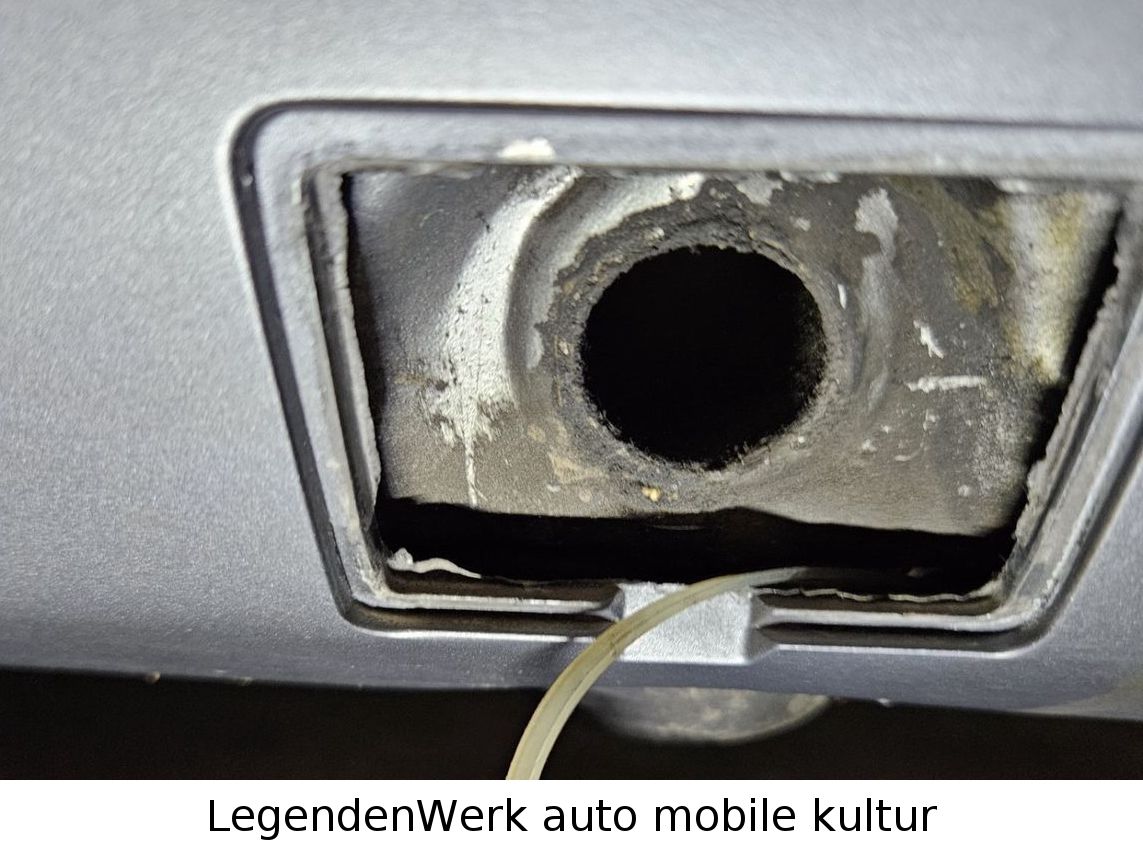 Fahrzeugabbildung Mercedes-Benz 230 CE W124 KLIMA LEDER ASD PERLMUTTGRAU 122