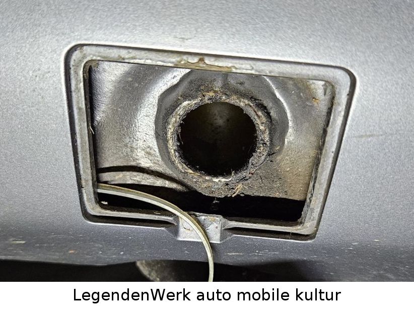 Fahrzeugabbildung Mercedes-Benz 230 CE W124 KLIMA LEDER ASD PERLMUTTGRAU 122
