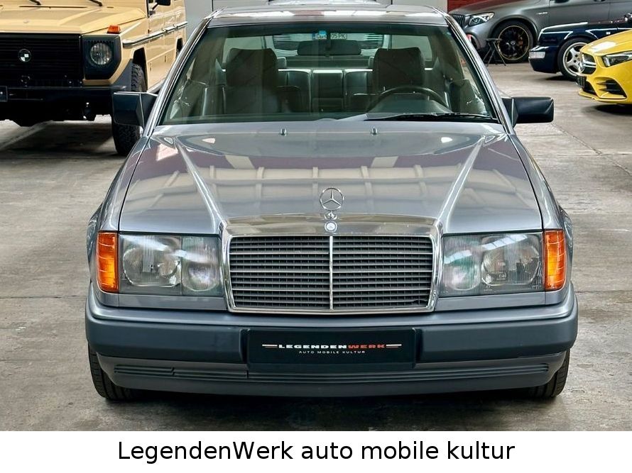 Fahrzeugabbildung Mercedes-Benz 230 CE W124 KLIMA LEDER ASD PERLMUTTGRAU 122