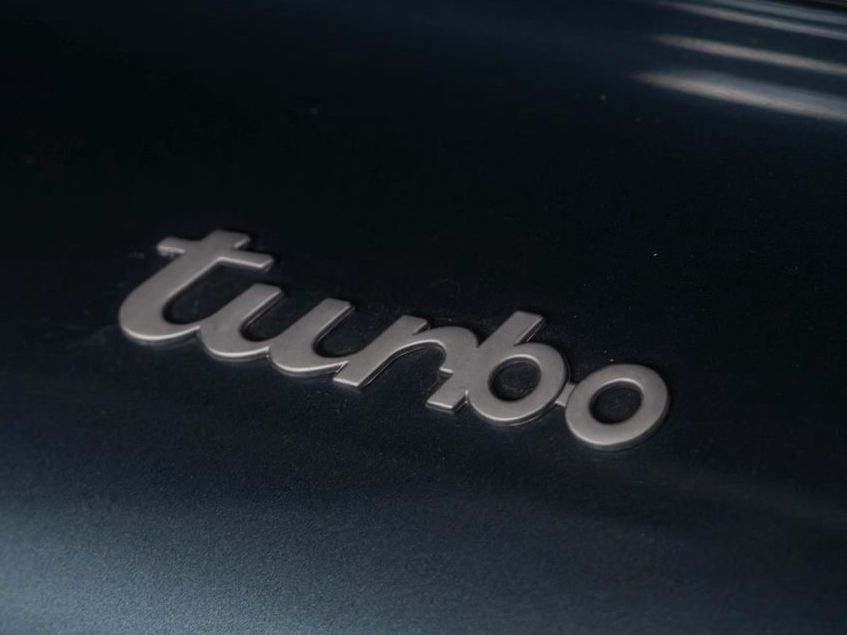 Fahrzeugabbildung Porsche 911 930 Turbo Schweiz Matching Motor 2025 revid.