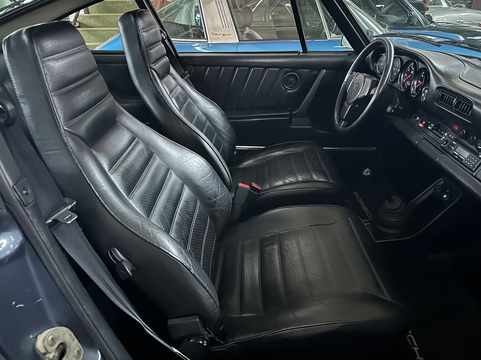 Fahrzeugabbildung Porsche 911 930 Turbo Schweiz Matching Motor 2025 revid.