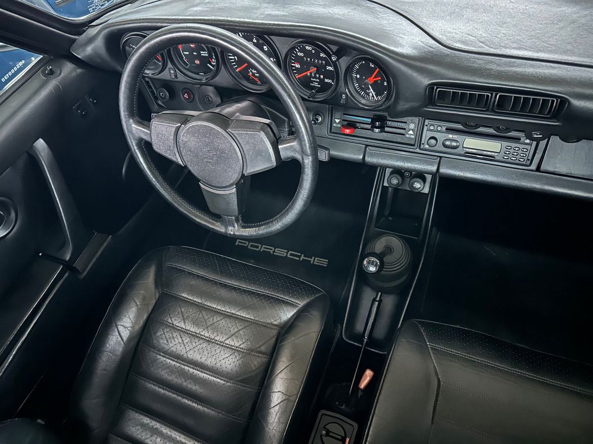 Fahrzeugabbildung Porsche 911 930 Turbo Schweiz Matching Motor 2025 revid.