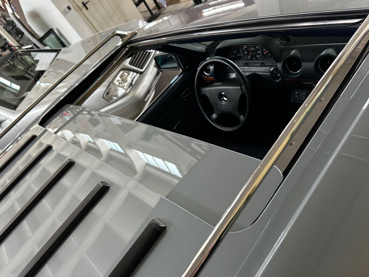 Fahrzeugabbildung Mercedes-Benz 240 TD W S123 TEILRESTAURIERT Note2+ TopHISTORIE