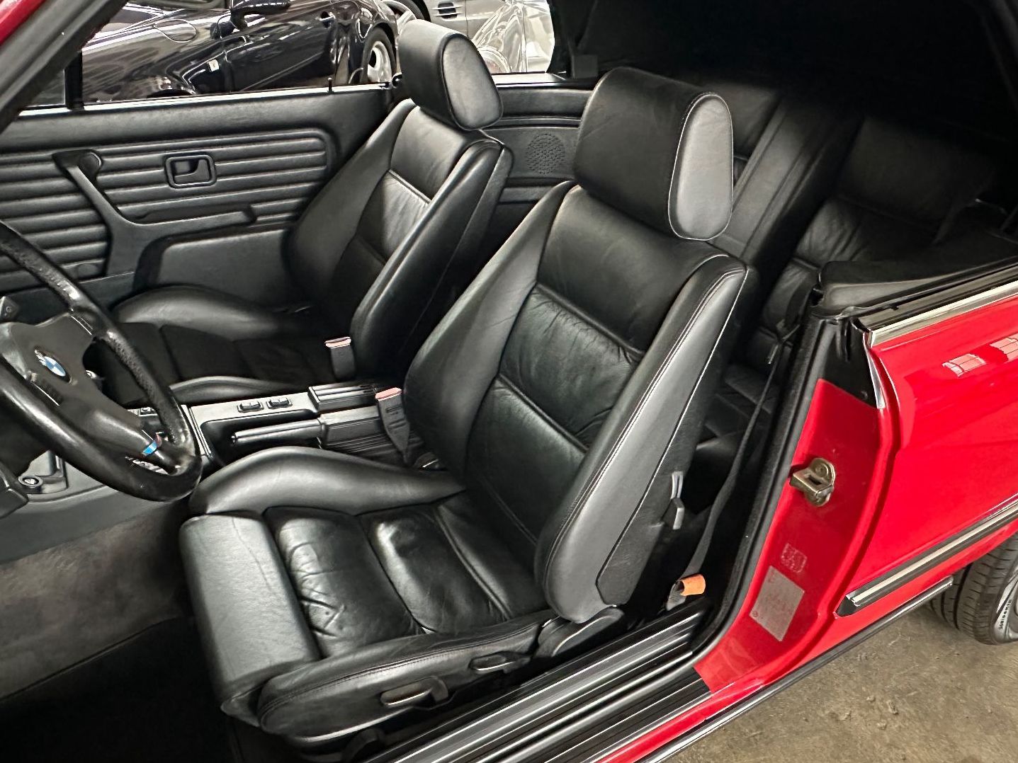 Fahrzeugabbildung BMW 320i E30 Cabriolet Schalter Verdeck nagelneu BRD