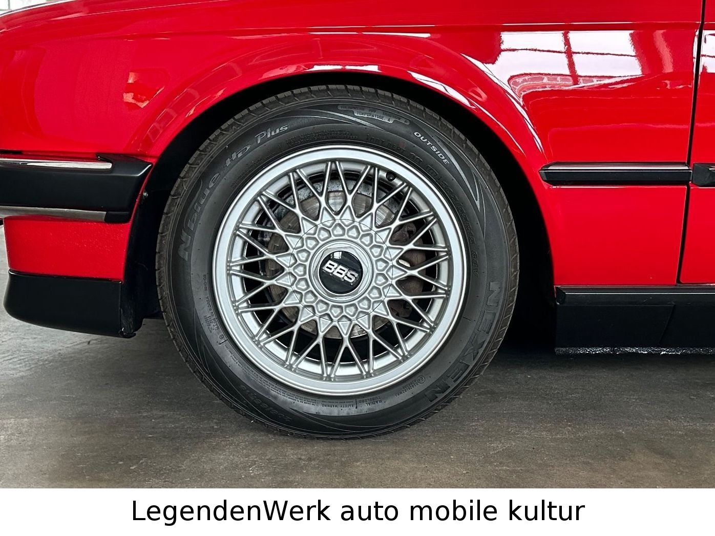 Fahrzeugabbildung BMW 320i E30 Cabriolet Schalter Verdeck nagelneu BRD
