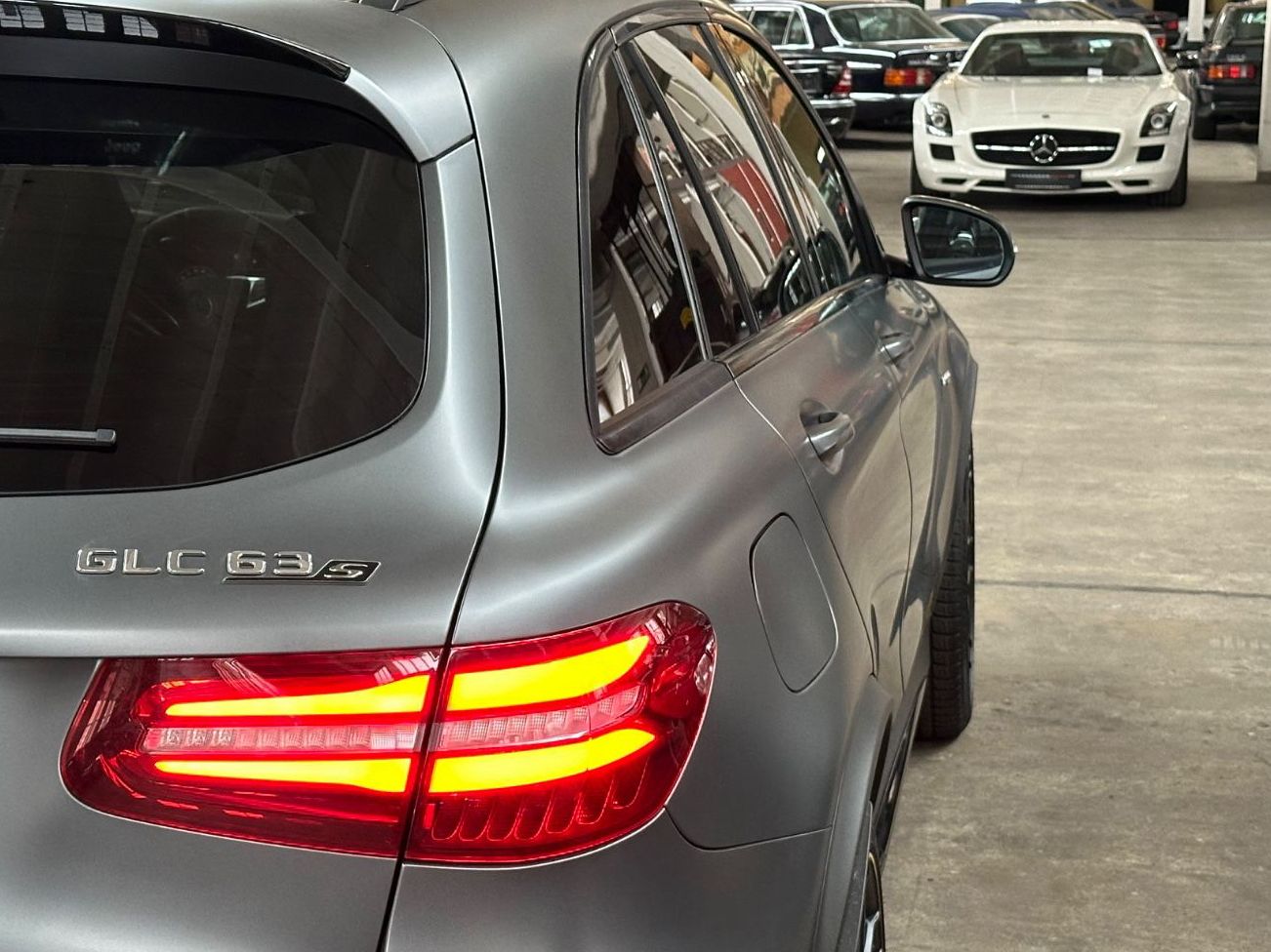 Fahrzeugabbildung Mercedes-Benz GLC 63 S AMG 4Matic Edition 1 SPORTs LED CARBON