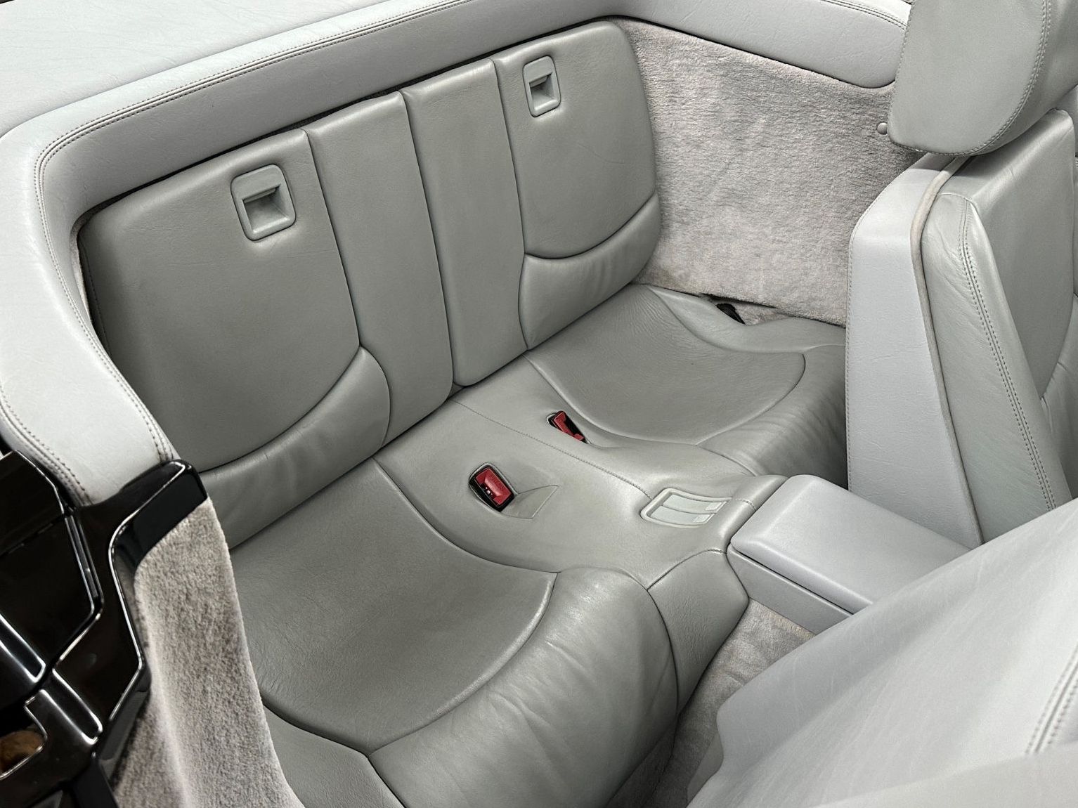 Fahrzeugabbildung Mercedes-Benz SL320 R129 2Hd. 1.Lack  Panorama AMG DESIGNO BRD