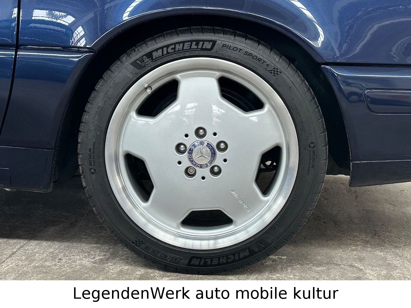 Fahrzeugabbildung Mercedes-Benz SL320 R129 2Hd. 1.Lack  Panorama AMG DESIGNO BRD