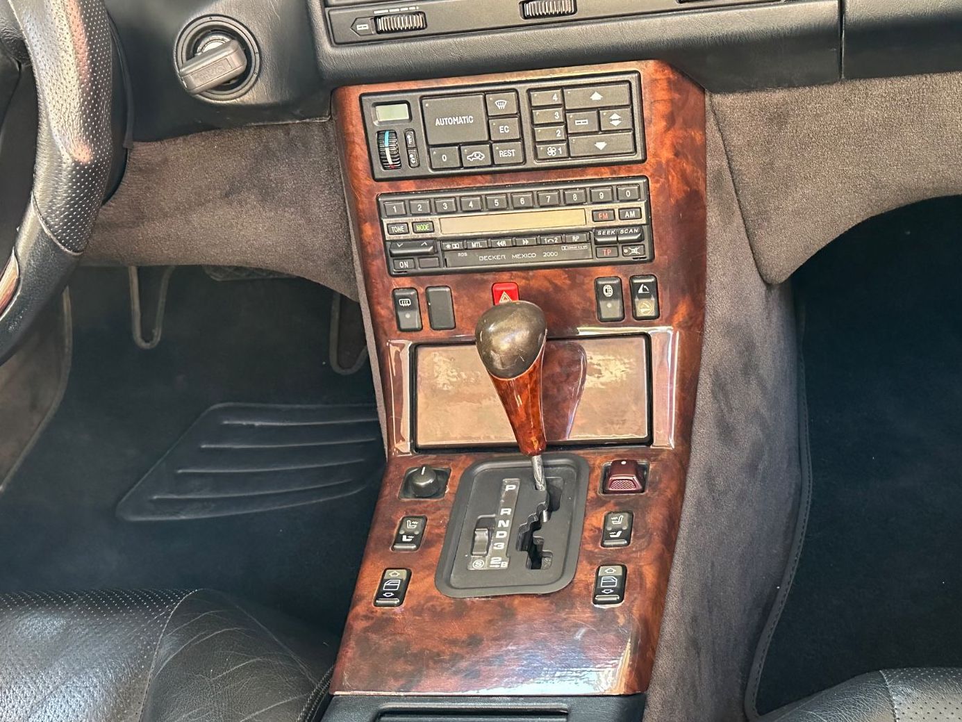 Fahrzeugabbildung Mercedes-Benz SL60 VÄTH 6.0 Umbau 2001 nur 35tkm DEU. Historie