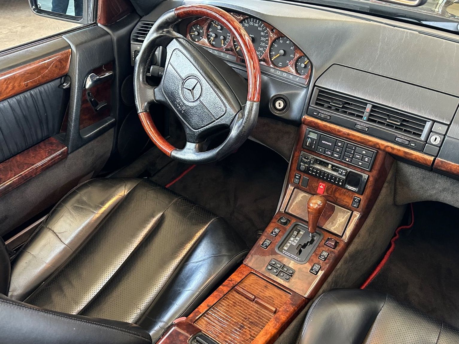 Fahrzeugabbildung Mercedes-Benz SL 320 R129 BRD VERDECK NEU REISERECHNER 18" Rf