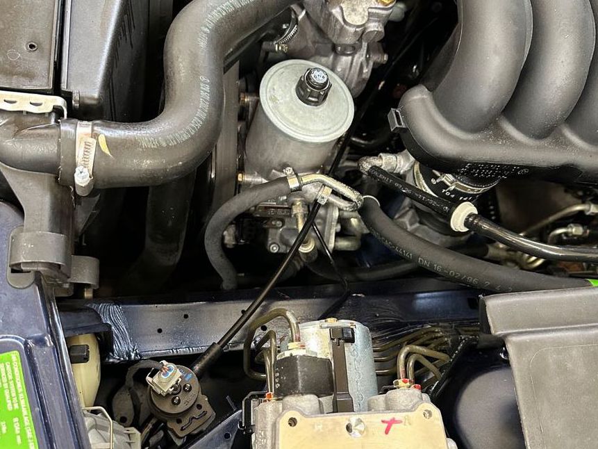 Fahrzeugabbildung Mercedes-Benz SL 320 DEUTSCH 2.Hd. PANORAMA GLASDACH MB Scheck