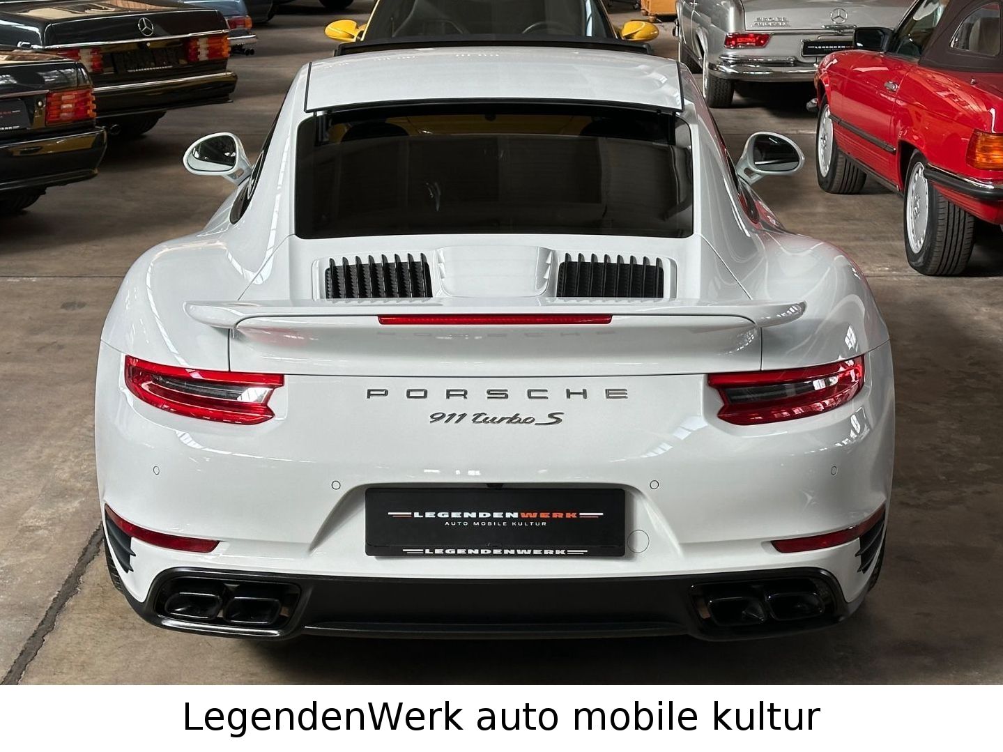 Fahrzeugabbildung Porsche 911 991.2 Turbo S SPORT CHRONO LED CARBON APPROV