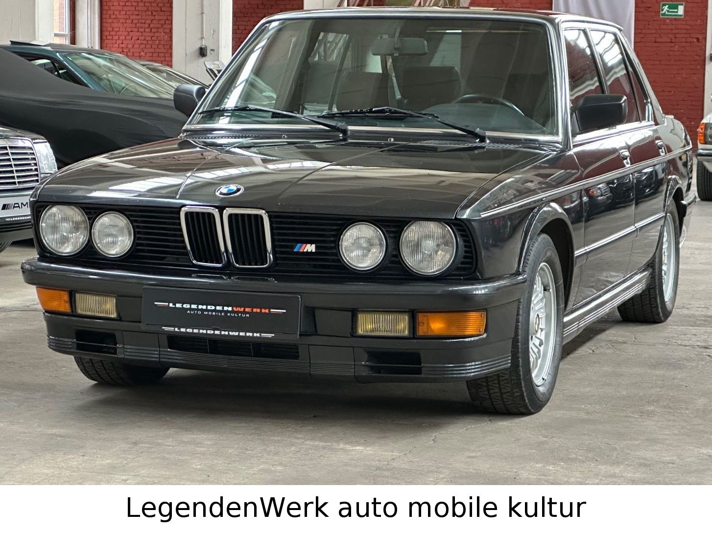 Fahrzeugabbildung BMW M 535i E28 ORIGINAL M OPTIK Leder Klima ERSTLACK