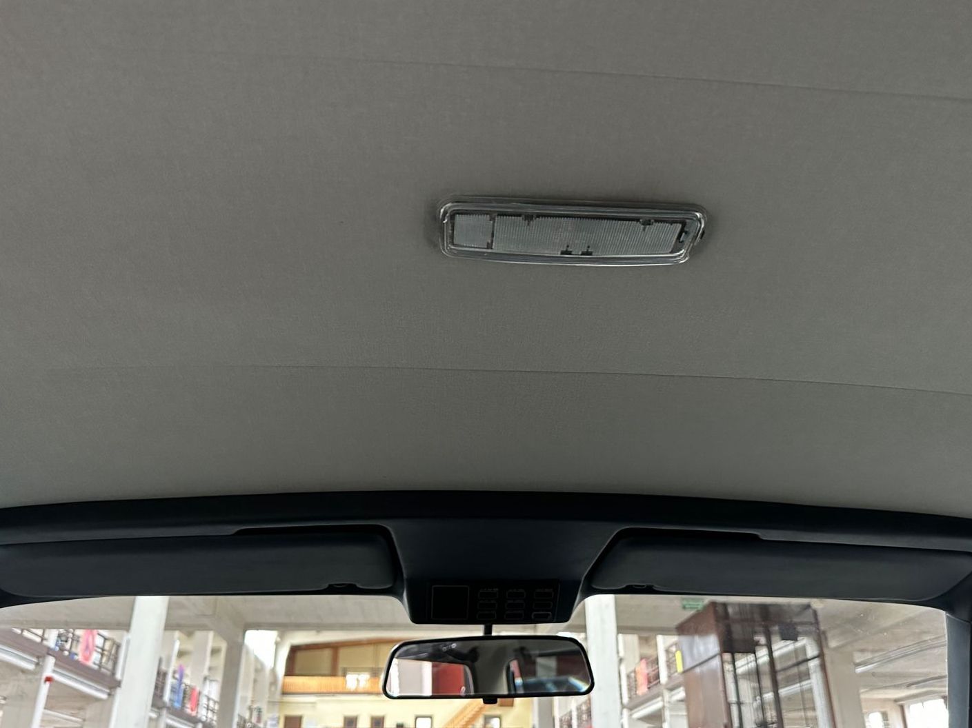 Fahrzeugabbildung BMW M 535i E28 ORIGINAL M OPTIK Leder Klima ERSTLACK