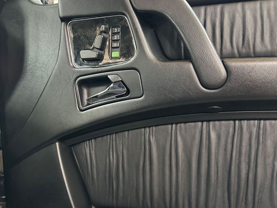 Fahrzeugabbildung Mercedes-Benz G55 AMG W463 DESIGNO BRABUS RIDE CONTROL Deutsch