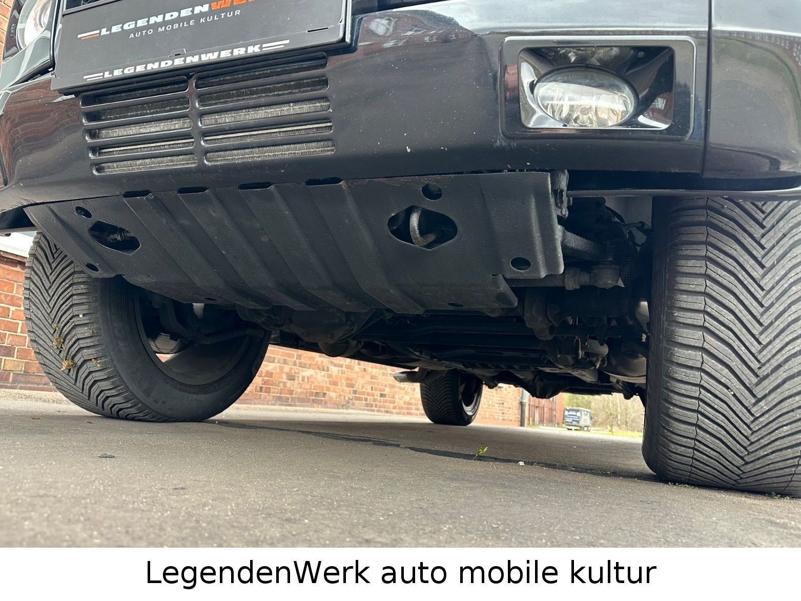 Fahrzeugabbildung Mercedes-Benz G55 AMG W463 DESIGNO BRABUS RIDE CONTROL Deutsch