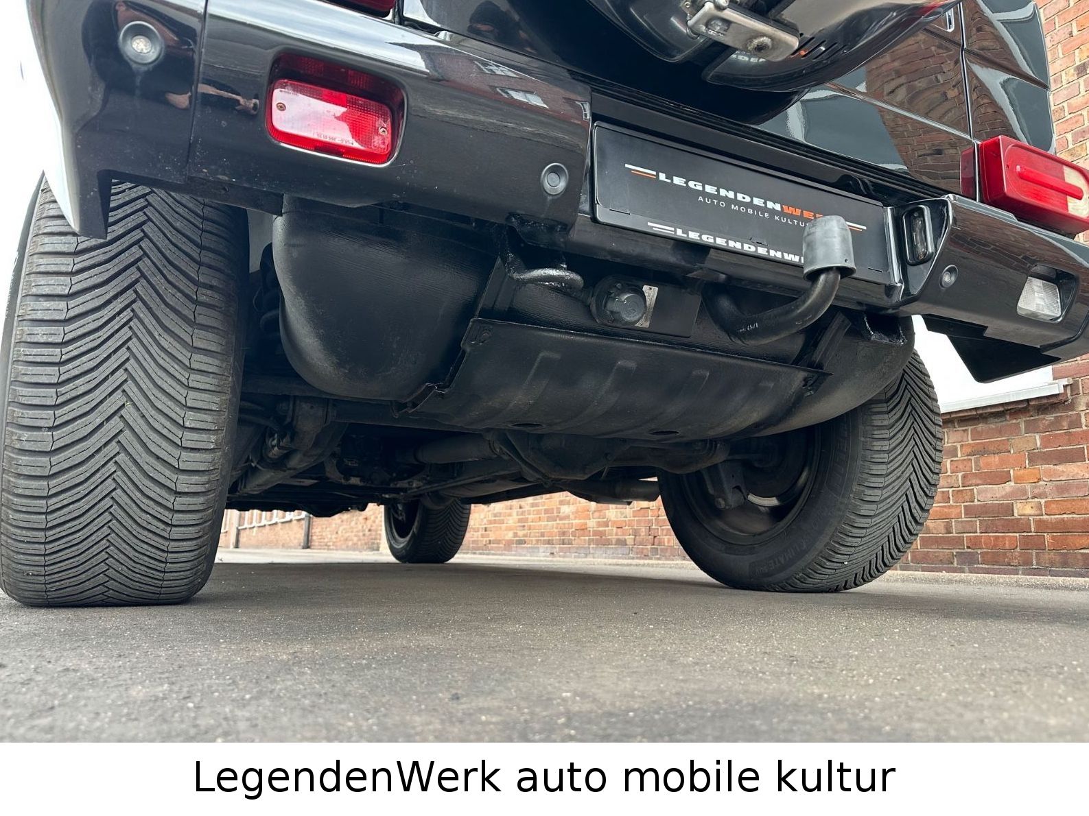 Fahrzeugabbildung Mercedes-Benz G55 AMG W463 DESIGNO BRABUS RIDE CONTROL Deutsch