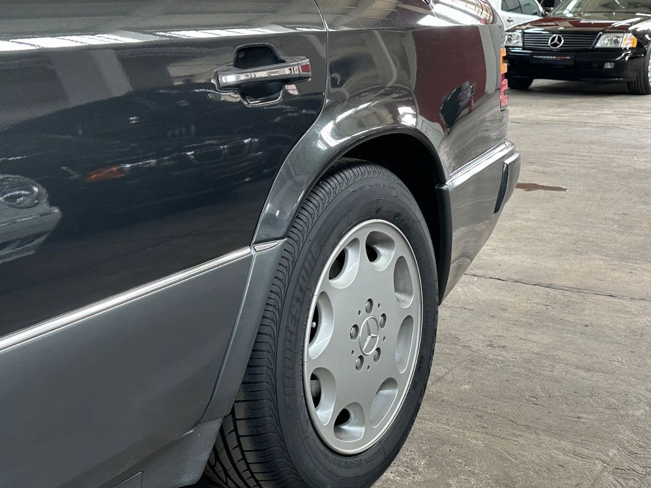 Fahrzeugabbildung Mercedes-Benz 500E W124 Original km Erstlack Technik top