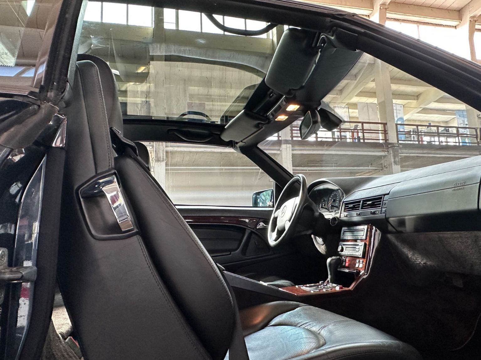 Fahrzeugabbildung Mercedes-Benz SL280 DEUTSCH 1. Lack PANORAMA GLASDACH MBScheck