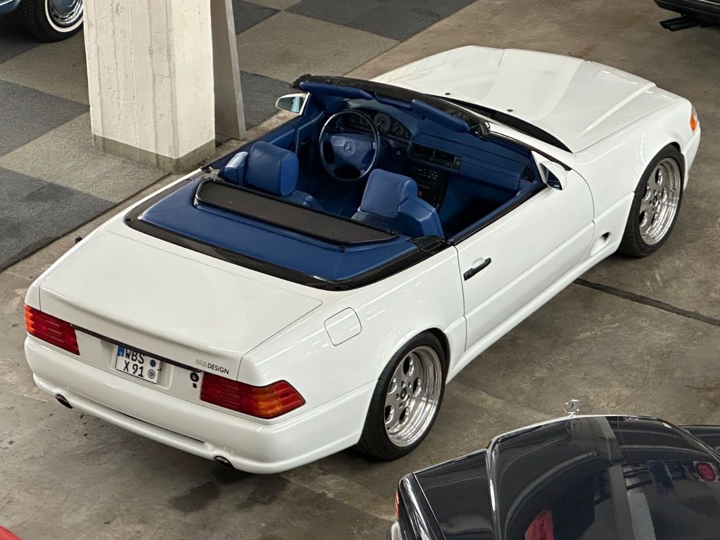 Fahrzeugabbildung Mercedes-Benz SL 500 FAB DESIGN UNIKAT SHOW CAR GENF 1995 H-ZL