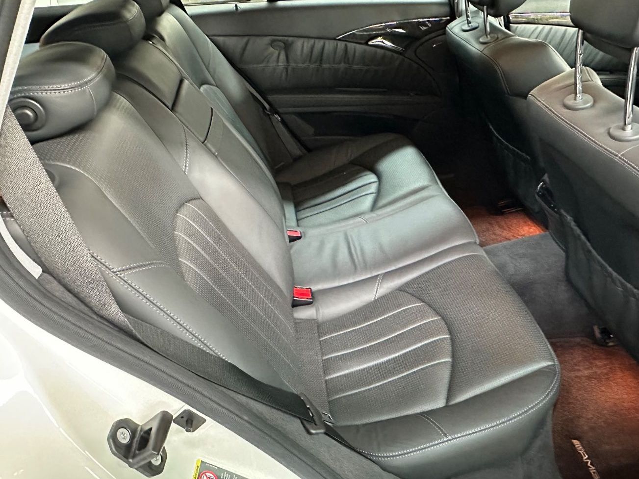 Fahrzeugabbildung Mercedes-Benz E55 AMG T-S211 Wie JAHRESWAGEN MB-Garantie 1Lack