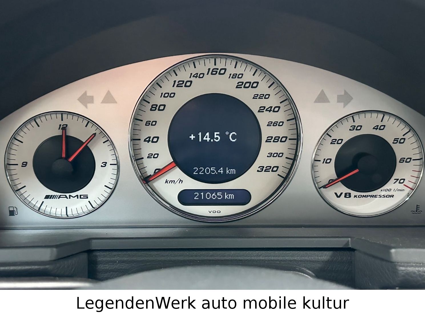 Fahrzeugabbildung Mercedes-Benz E55 AMG T-S211 Wie JAHRESWAGEN MB-Garantie 1Lack