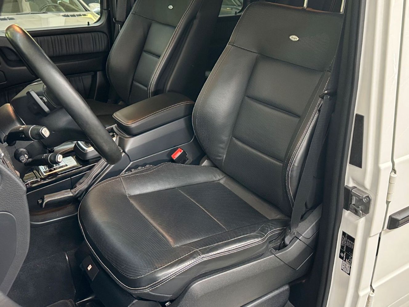 Fahrzeugabbildung Mercedes-Benz G 500 W463 SPORT PAKET+AUSPUFF DESIGNO 2. Hd.