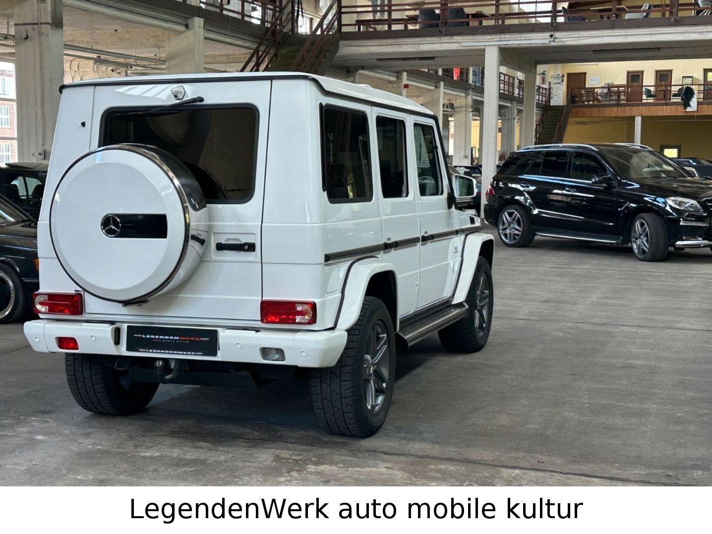 Fahrzeugabbildung Mercedes-Benz G 500 W463 SPORT PAKET+AUSPUFF DESIGNO 2. Hd.