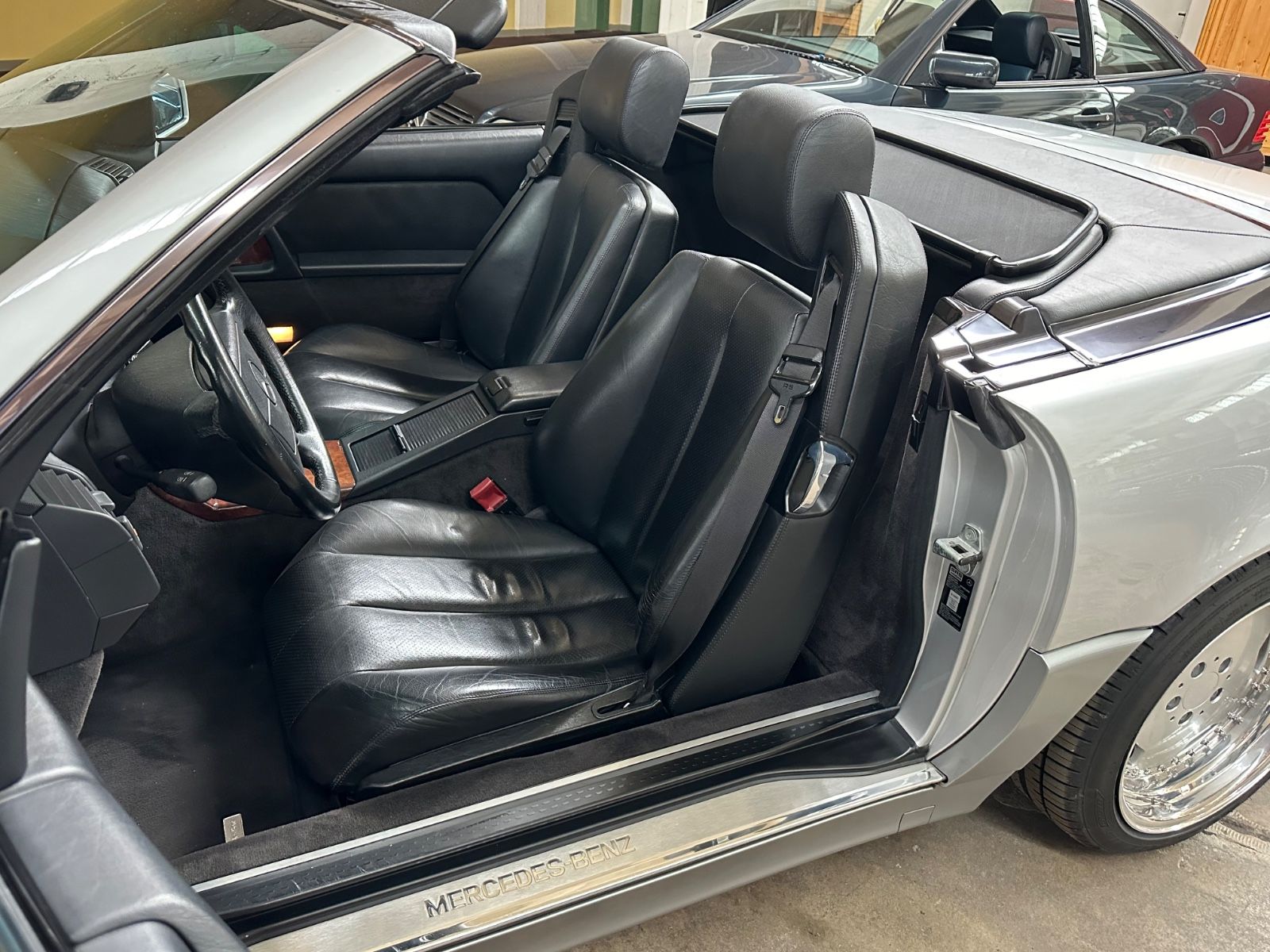 Fahrzeugabbildung Mercedes-Benz 500SL R129 AMG ab Werk 1.Hd bis 2025 Deutschland