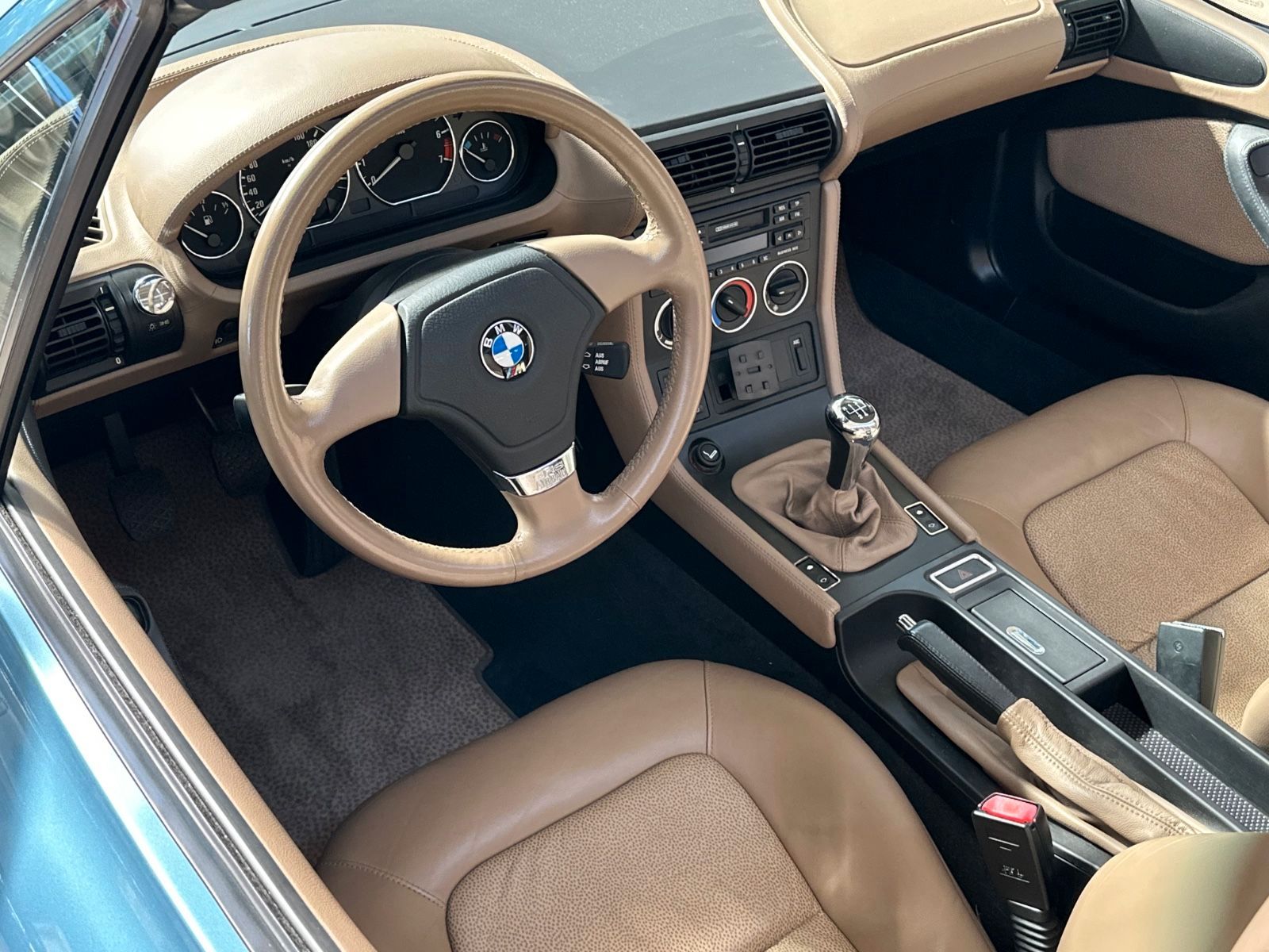 Fahrzeugabbildung BMW Z3 Roadster 2.8 1. Hand Hardtop James Bond 007