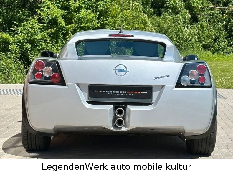 Fahrzeugabbildung Opel Speedster 2.2 JAHRESWAGENZUSTAND 20 J. in 1. Hd.