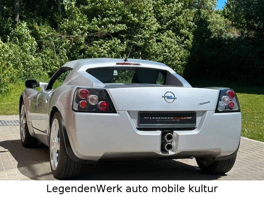 Fahrzeugabbildung Opel Speedster 2.2 JAHRESWAGENZUSTAND 20 J. in 1. Hd.