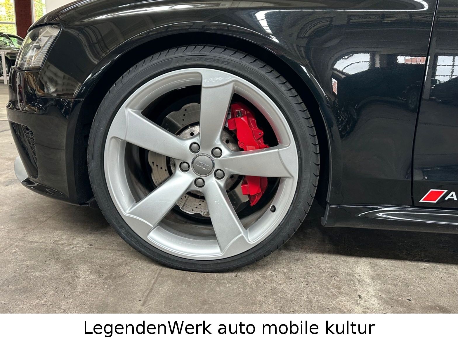 Fahrzeugabbildung Audi RS4 B8 Avant 4.2 FSI SERVICE/BREMSEN/REIFEN neu!