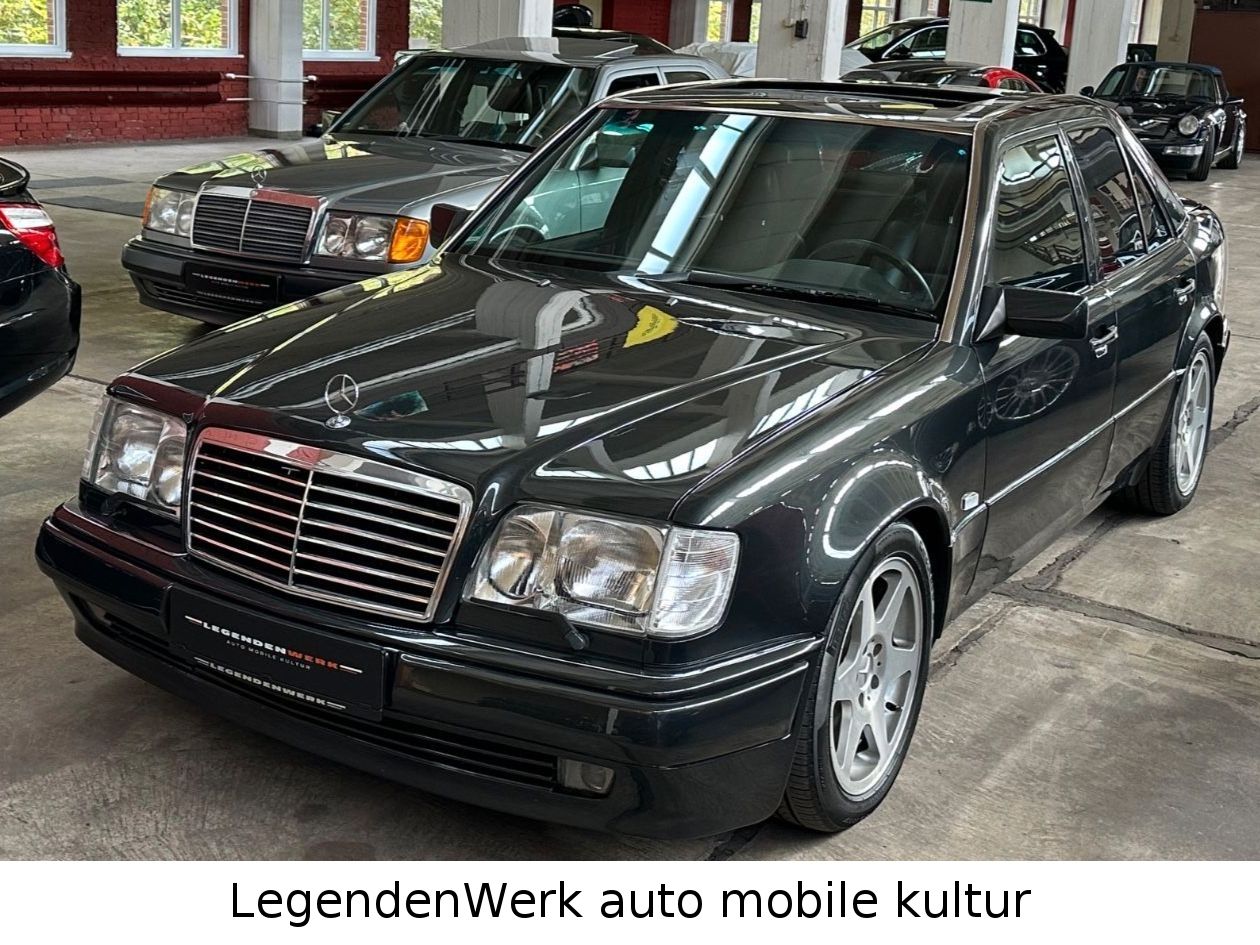 Fahrzeugabbildung Mercedes-Benz E 500 W124 MoPf MB-Rechnungs-gepflegt PROMINENT