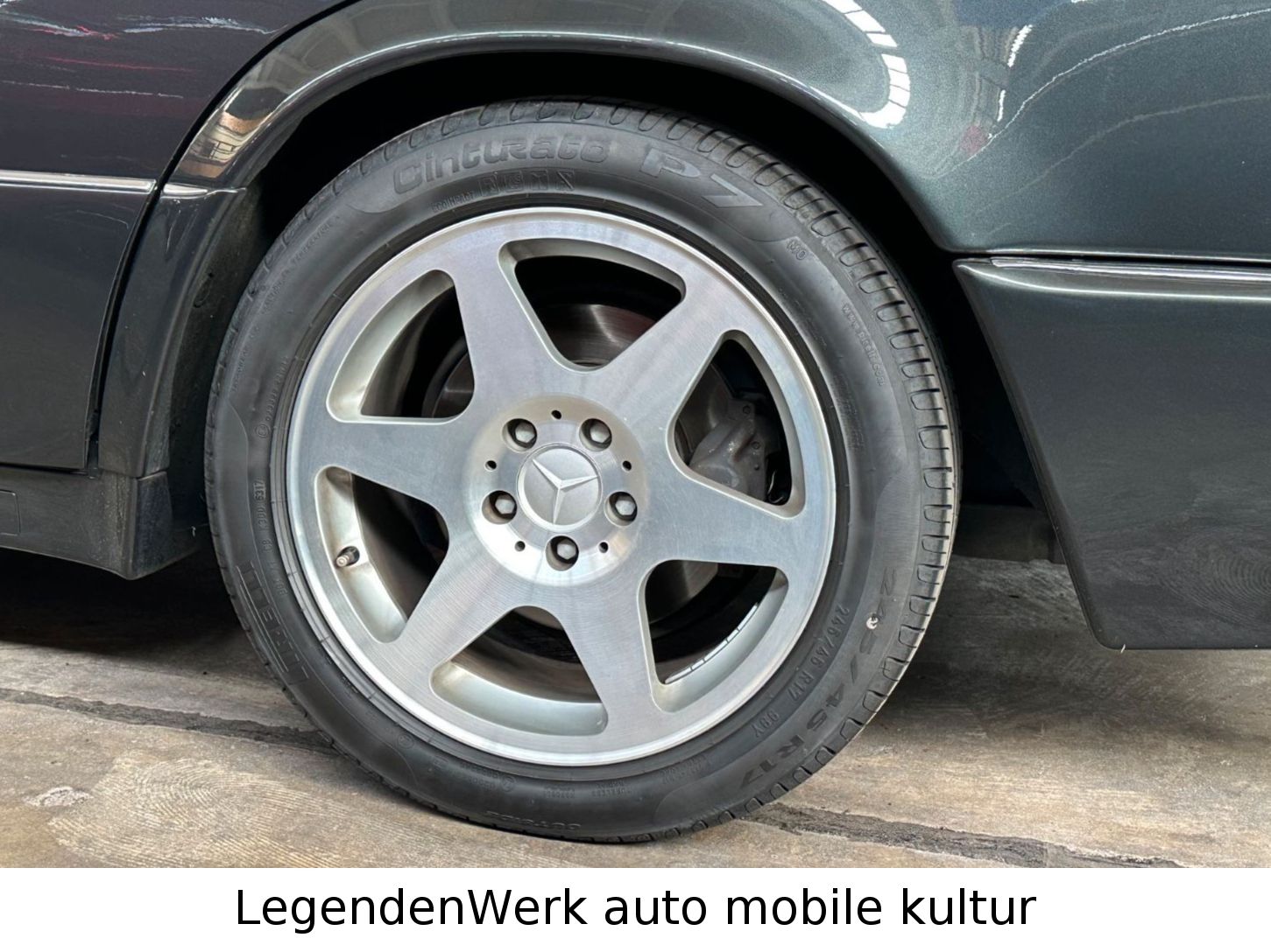 Fahrzeugabbildung Mercedes-Benz E 500 W124 MoPf MB-Rechnungs-gepflegt PROMINENT