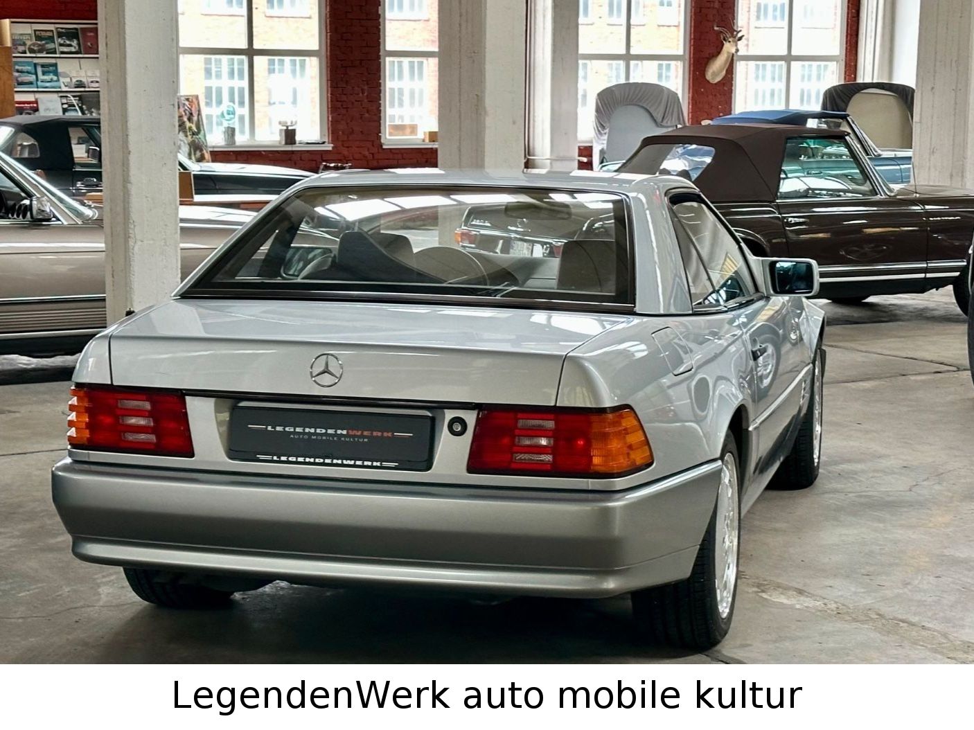 Fahrzeugabbildung Mercedes-Benz SL 320 R129 BRD 1.Lack 4-Sitze MB SERVICE neu