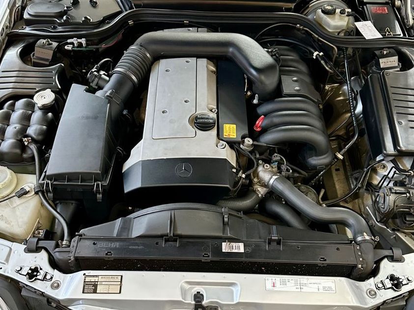 Fahrzeugabbildung Mercedes-Benz SL 320 R129 BRD 1.Lack 4-Sitze MB SERVICE neu