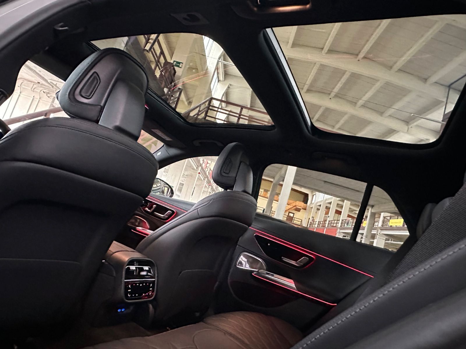 Fahrzeugabbildung Mercedes-Benz E 450 d T 4Matic AMG Line Premium Plus LP121.000