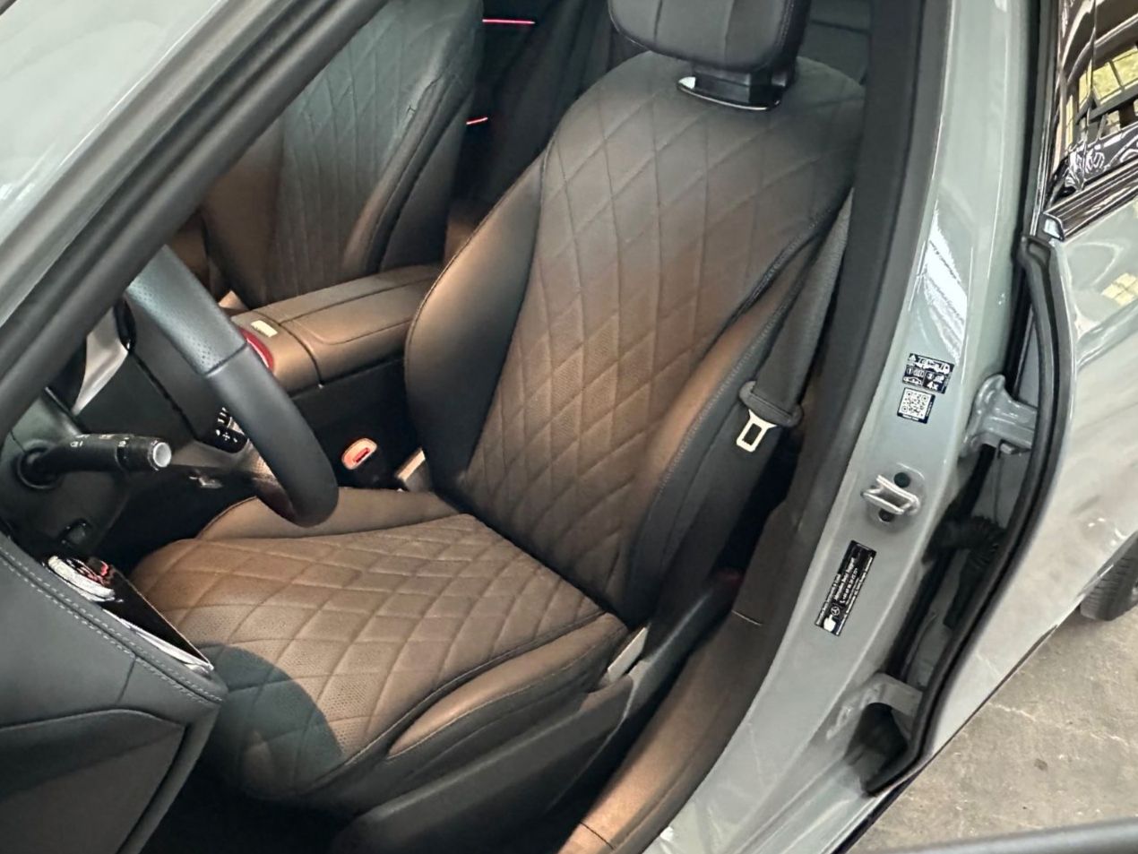Fahrzeugabbildung Mercedes-Benz E 450 d T 4Matic AMG Line Premium Plus LP121.000