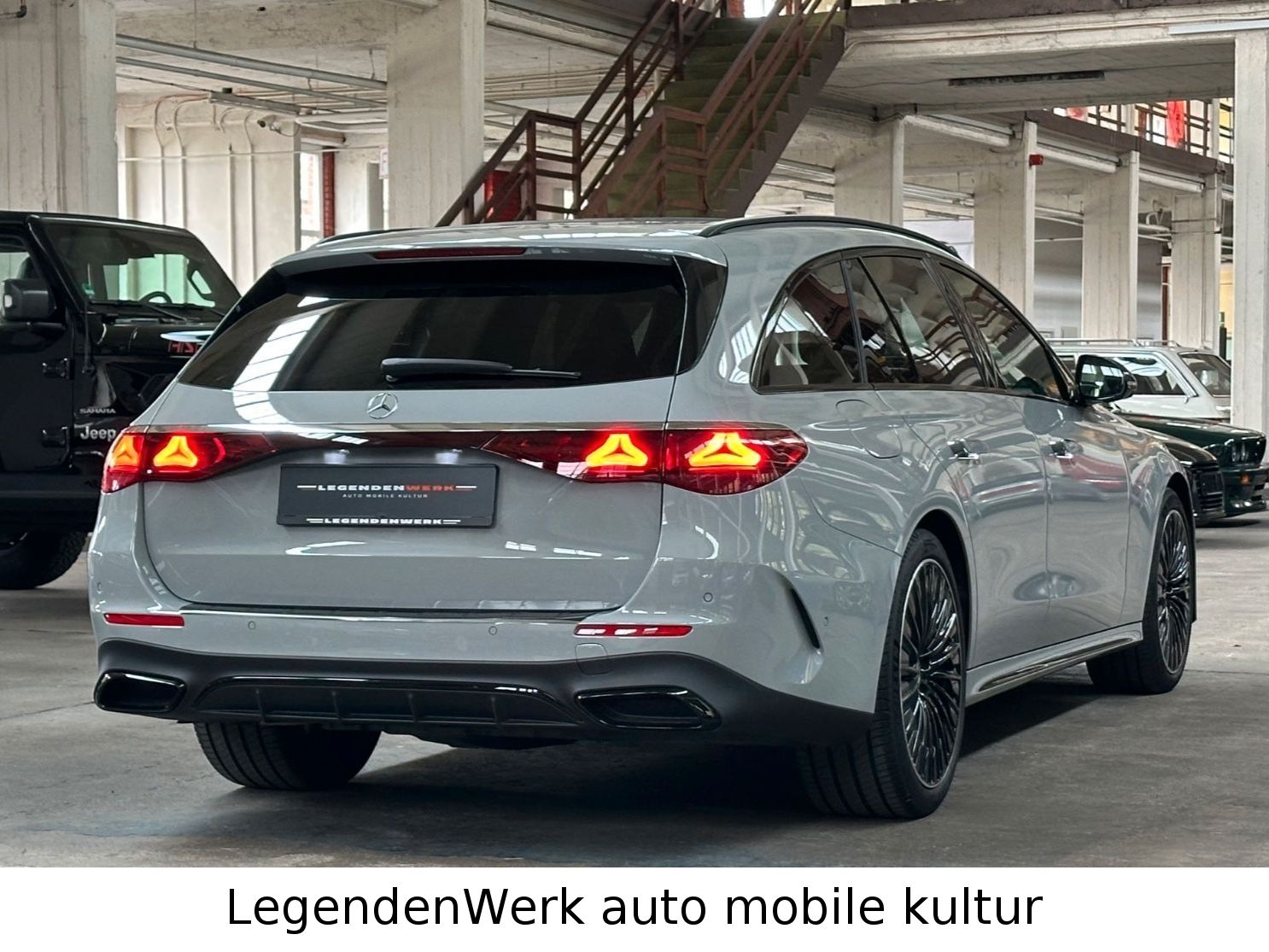 Fahrzeugabbildung Mercedes-Benz E 450 d T 4Matic AMG Line Premium Plus LP121.000