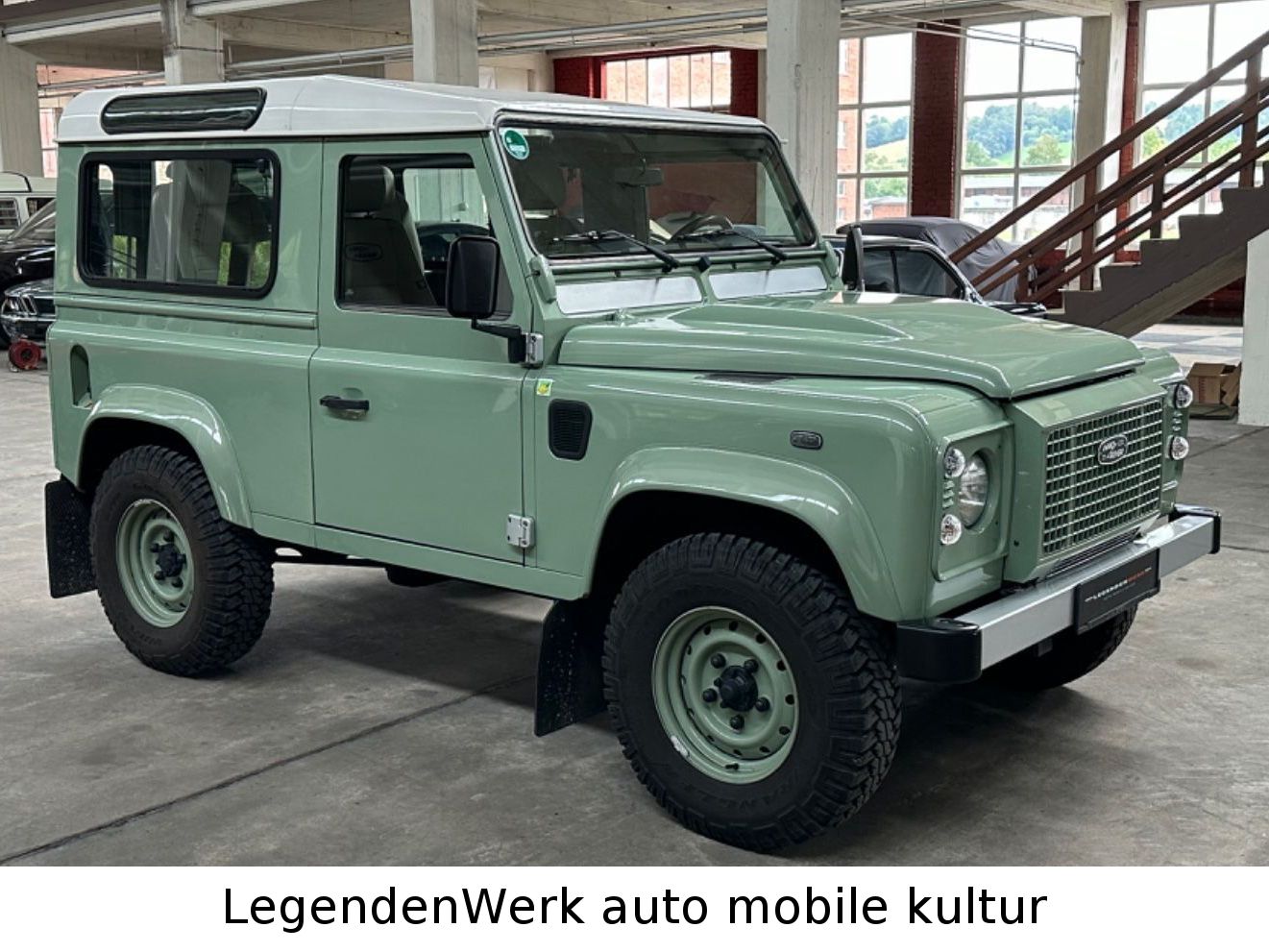 Fahrzeugabbildung Land Rover Defender 90 Heritage ORIGINAL SW kurz  mit MwSt.