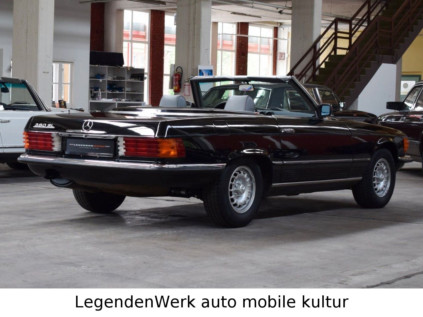 Fahrzeugabbildung Mercedes-Benz 380 SL R107 EURO 1.LACK HISTORIE Getriebe neu