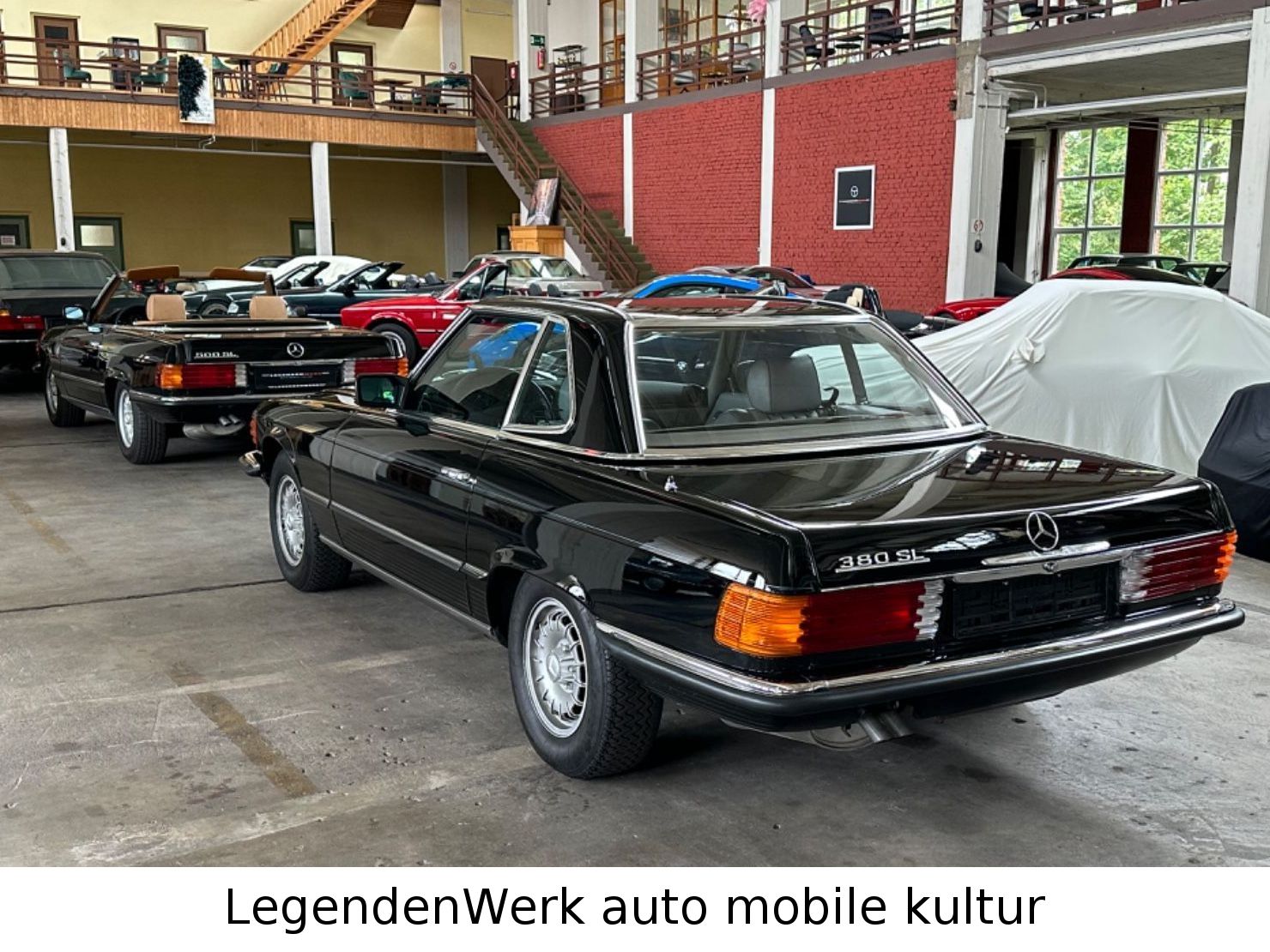 Fahrzeugabbildung Mercedes-Benz 380 SL R107 EURO 1.LACK HISTORIE Getriebe neu