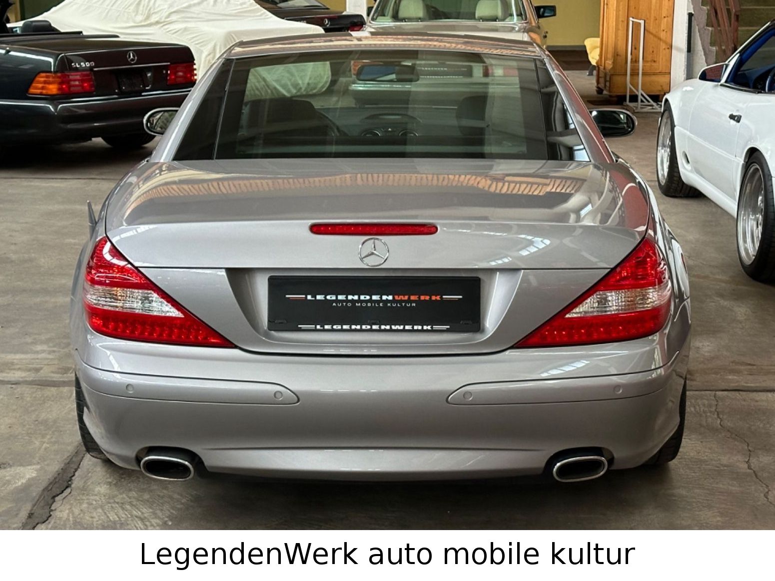 Fahrzeugabbildung Mercedes-Benz SL500 5.5L  AMG R230 Exclusiv Sonderf. Deutschl.